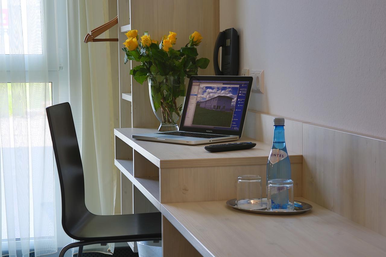 Hotel Traumfabrik Büttelborn Zewnętrze zdjęcie