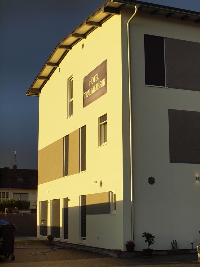 Hotel Traumfabrik Büttelborn Zewnętrze zdjęcie